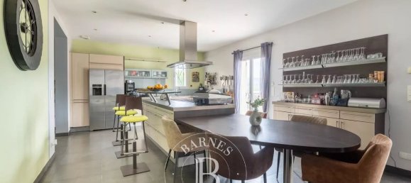 Дом с 7 спальнями в Жуар-Поншартрен, Франция № 167392 10