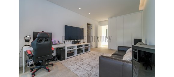 4 bedrooms Castles in Almada, Portugal No. 111773 11