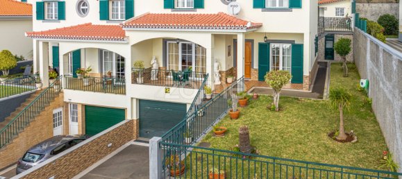 3 bedrooms House in Funchal, Portugal No. 145753 4