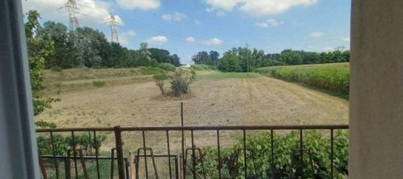 3 rooms House in Caorso, Italy No. 107423 10