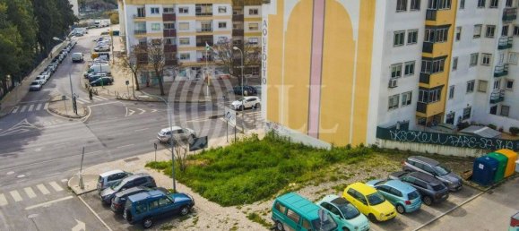 320m² Land in Amadora, Portugal No. 72397 14