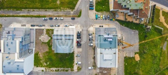 320m² Land in Amadora, Portugal No. 72397 10