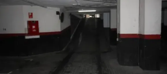 Garage in Eixample, Spain 9m², Nr. 179191 3