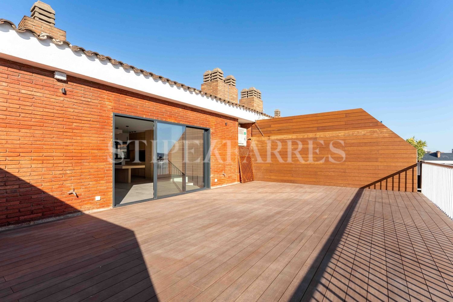 5 bedrooms Duplex in Pedralbes, Spain No. 269013