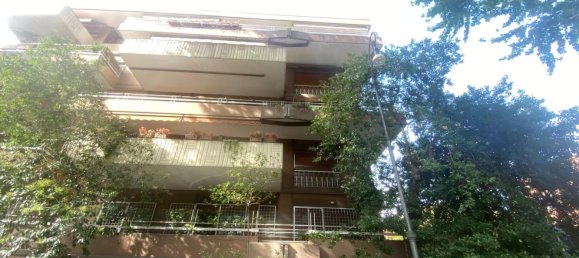 3 bedrooms Apartment in Rome, Italy No. 356462 3