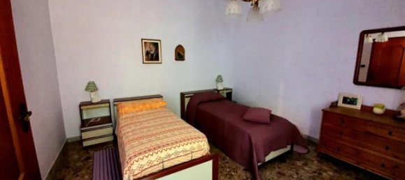 2 bedrooms Apartment in Adelfia, Italy No. 252865 3