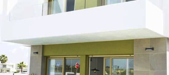 3 bedrooms House in Los Montesinos, Spain No. 13512 2