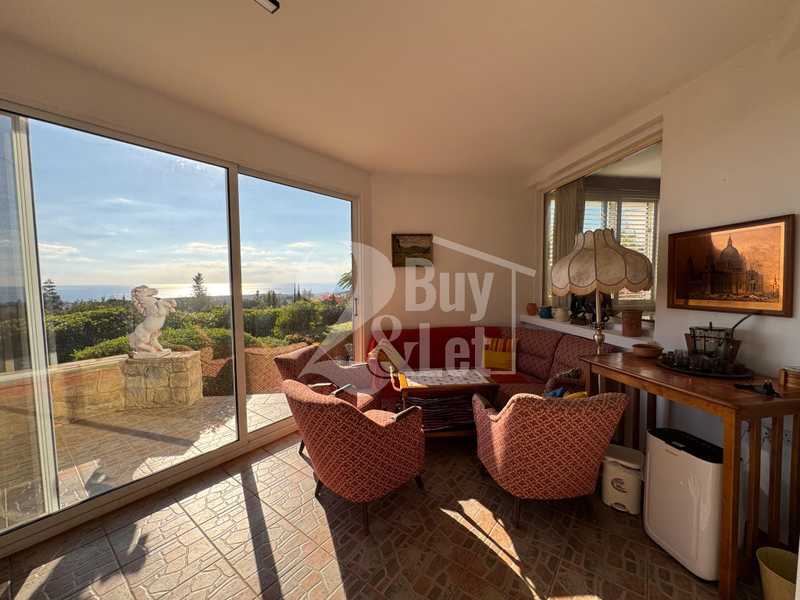 Вилла с 3 спальнями в Пейя, Кипр № 18247