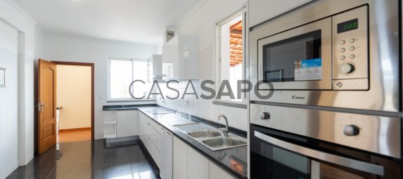 Дом с 3 спальнями в Фуншал, Португалия № 146012 11