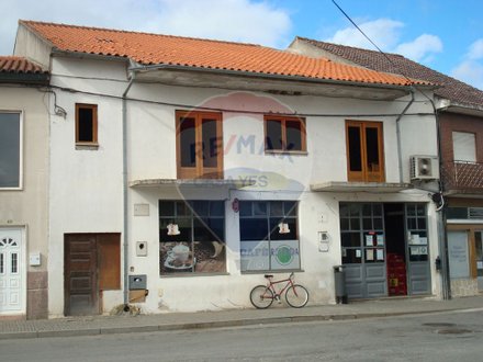 3 bedrooms House in Castelo Rodrigo, Portugal No. 23977