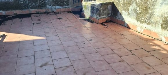 2 bedrooms House in Belpasso, Italy No. 121399 5