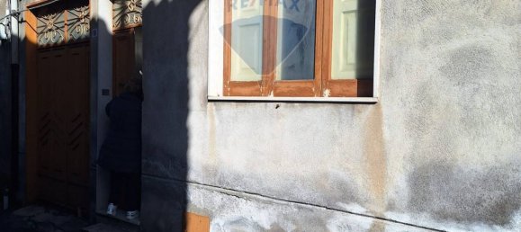 2 bedrooms House in Belpasso, Italy No. 121399 10