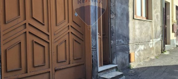 2 bedrooms House in Belpasso, Italy No. 121399 11