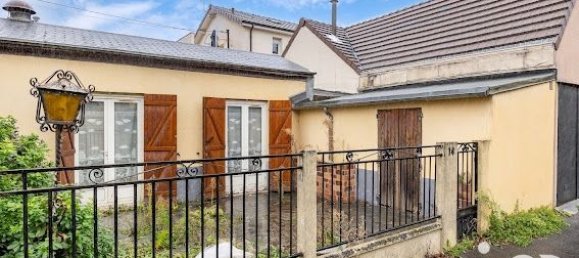 3 rooms House in Montreuil, France No. 163480 12