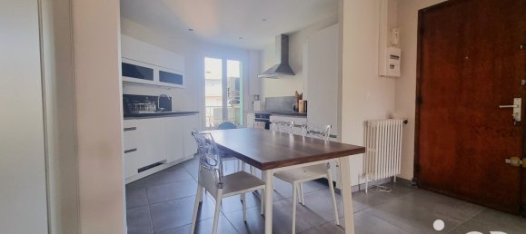 Apartamento de 2 dormitorios en Grenoble, France No. 330921 3