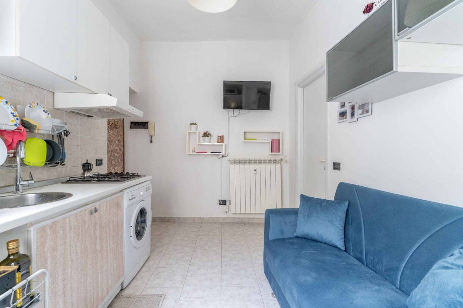 Apartamento de 1 dormitorio en Milan, Italy No. 270303