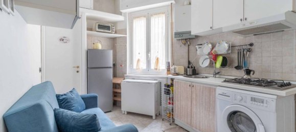 Apartamento de 1 dormitorio en Milan, Italy No. 270303 3