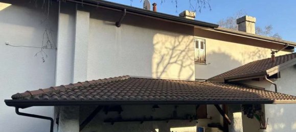 8 rooms House in Erba, Italy No. 2843 7