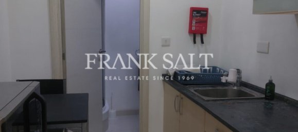 Magasin à Hamrun, Malta 365m² No. 11968 5