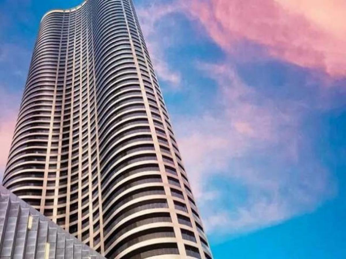 4 bedrooms House in Mumbai, India No. 19852