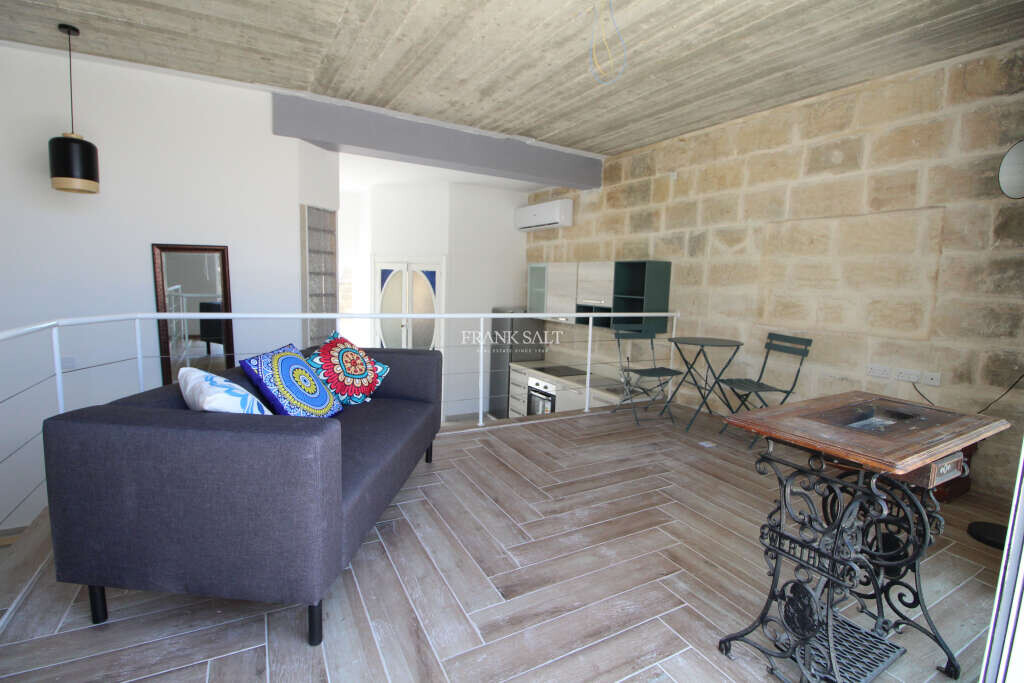 Квартира с 1 спальней в Сенглеа, Мальта № 4176