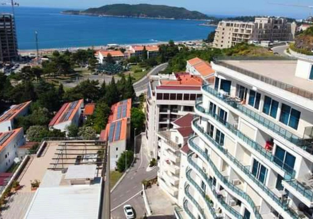 63m² Apartment in Becici, Montenegro No. 1814