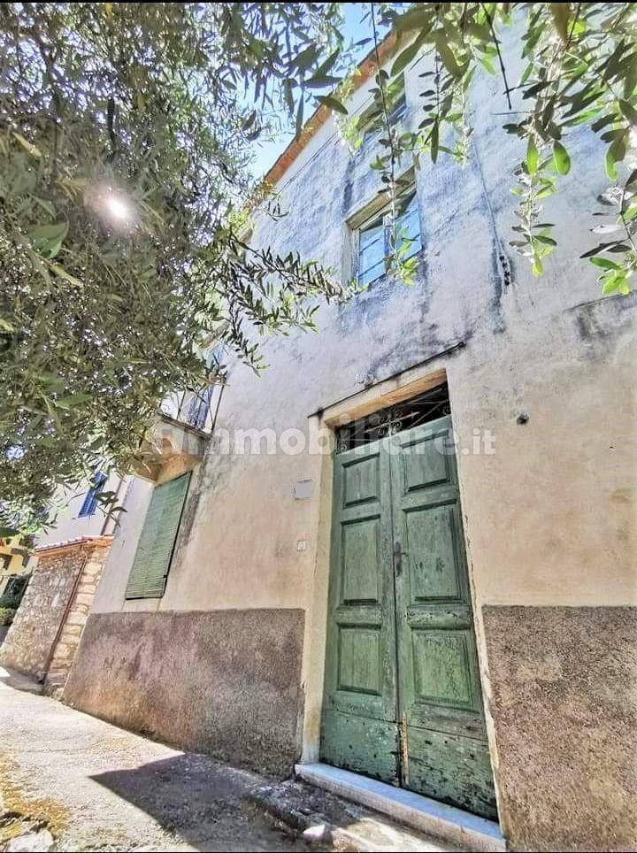 5 Schlafzimmer Haus in Lucca, Italy, Nr. 105235