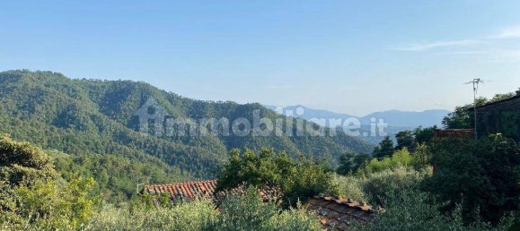 5 Schlafzimmer Haus in Lucca, Italy, Nr. 105235 4