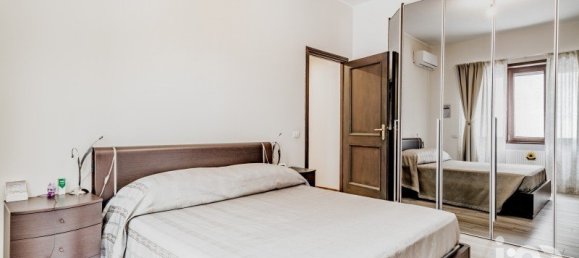 5 Schlafzimmer Wohnung in Rome, Italy, Nr. 331918 10