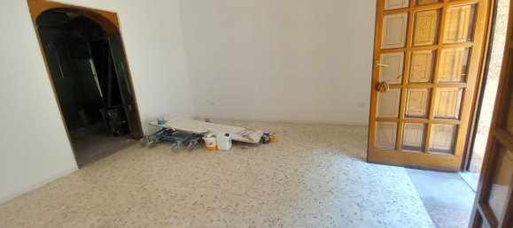  عقار تجاري في Taranto, Italy 35متر مربع رقم 178701 7