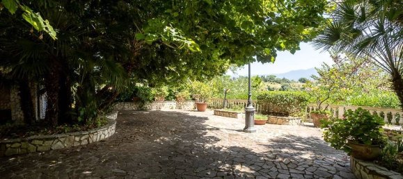 Вилла с 18 спальнями в Коллевеккьо, Италия № 266189 3