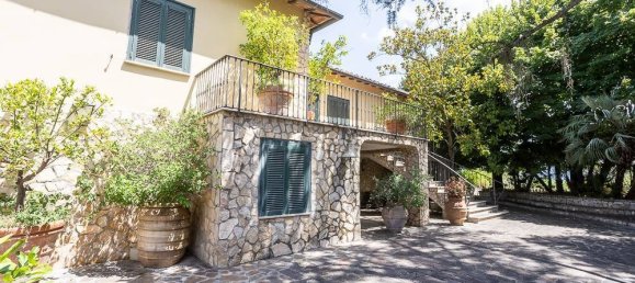 Вилла с 18 спальнями в Коллевеккьо, Италия № 266189 6