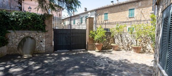 Вилла с 18 спальнями в Коллевеккьо, Италия № 266189 4