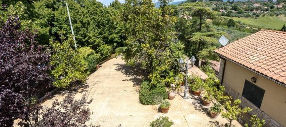 Вилла с 18 спальнями в Коллевеккьо, Италия № 266189 38