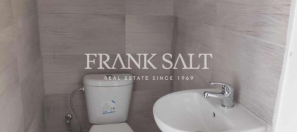  Shop in Zabbar, Malta No. 13184 3