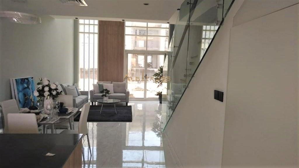 1 bedroom Villa in Dubai Land, UAE No. 5624