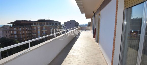 6 rooms Penthouse in Porto San Giorgio, Italy No. 173260 23