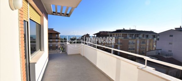 6 rooms Penthouse in Porto San Giorgio, Italy No. 173260 20