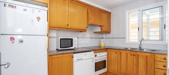 Apartamento T2 em Es Castell, Spain N.º 5580 10