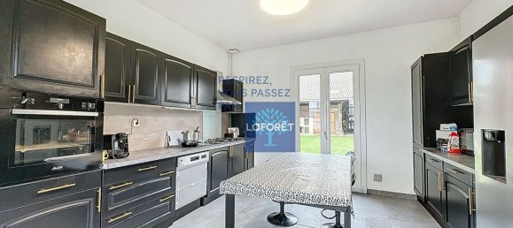 Casa de 4 dormitorios en Thennes, France No. 77356 3