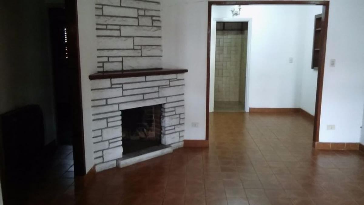 2 bedrooms House in Mar del Plata, Argentina No. 79052