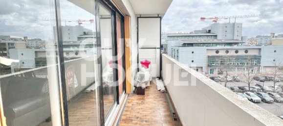 2 bedrooms Apartment in Massy, France No. 166224 3