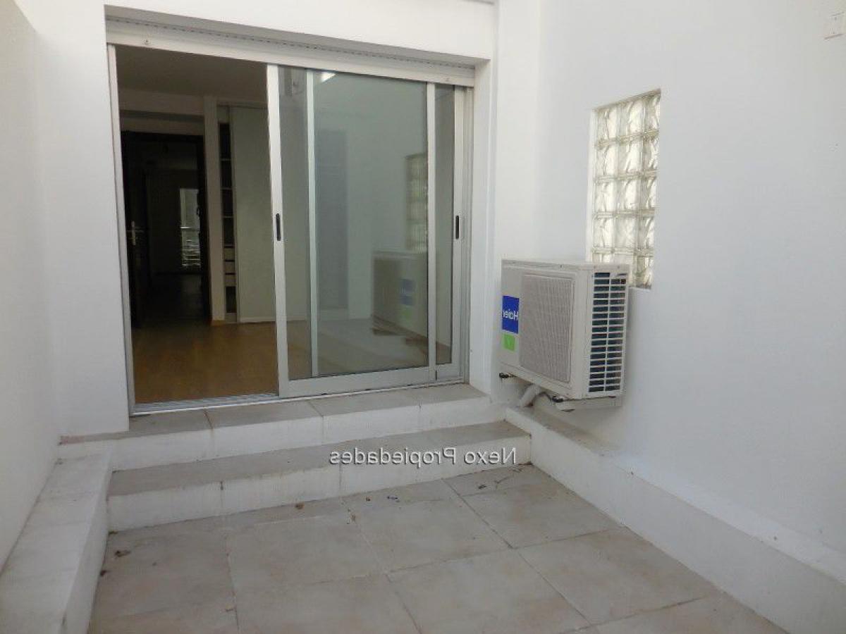 Estudio en Montevideo, Uruguay No. 8460