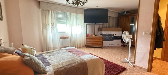 Таунхаус с 7 спальнями в Оренсе, Испания № 143943 25