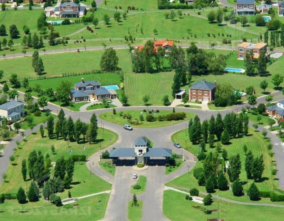  Land in Pilar, Argentina No. 44892