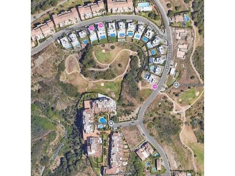 1122m² Land in Estepona, Spain No. 225516