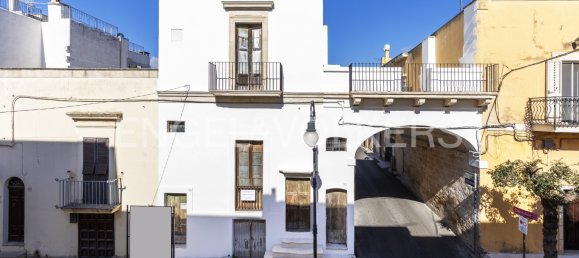 3 bedrooms Castles in Parabita, Italy No. 129216 3