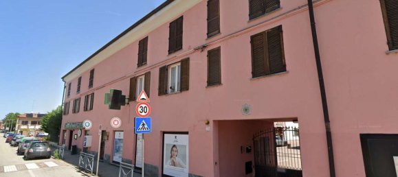 7 rooms House in Asti, Italy No. 227135 3