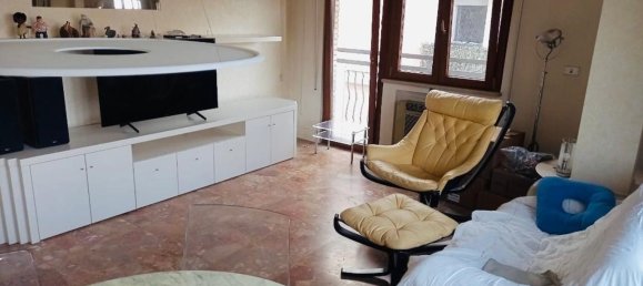 4 bedrooms Apartment in Cattolica, Italy No. 374882 3