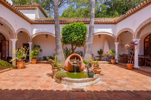 4 غرف نوم منزل في Malaga, Spain رقم 202063